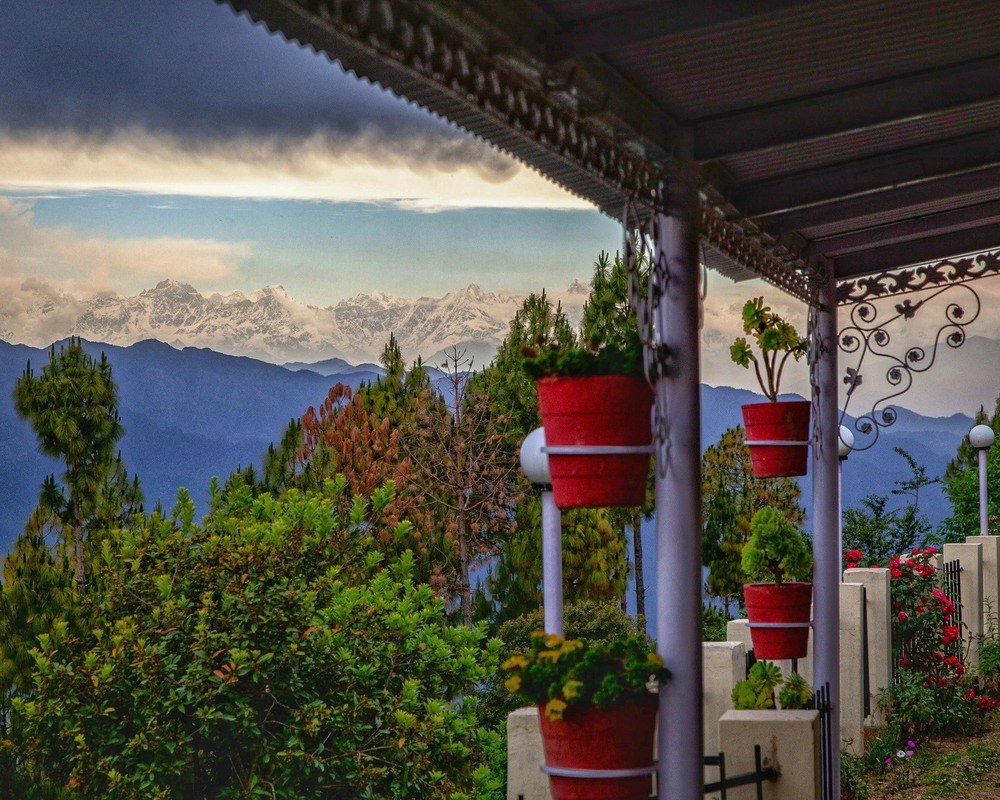 Five Reasons to Work and Vacay in Pauri